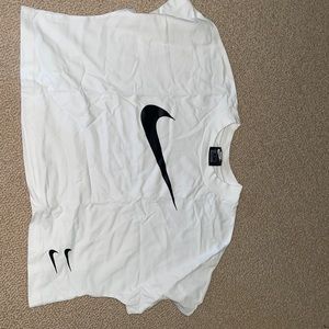 Nike Crop Top